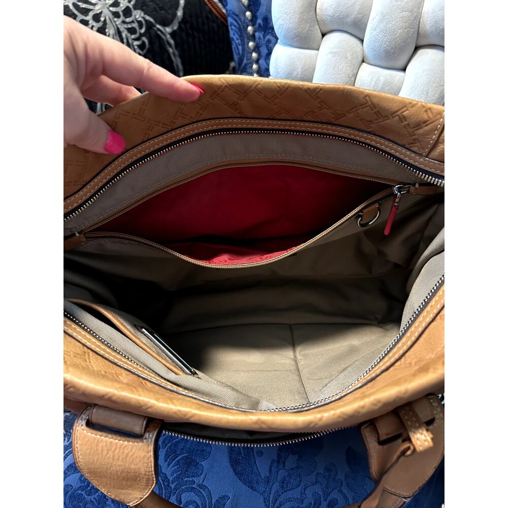 Vintage Tumi Camel Tan Leather Signature Embossed Tote - Picture 13 of 15